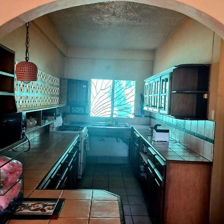 The Seaside Garden Guesthouse Buccoo Екстер'єр фото